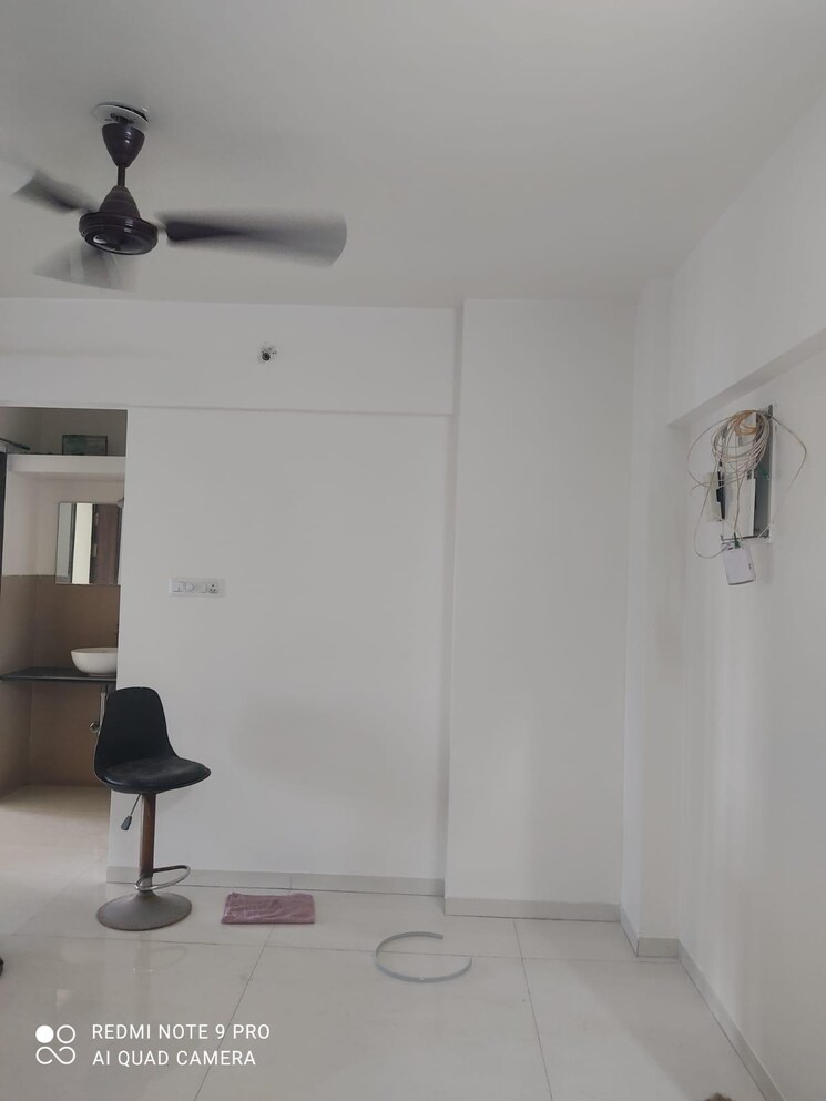 Bathroom, uttam-townscapes 2 Bedroom 770 Sq.Ft. Apartment In Yerawada Pune 9576073