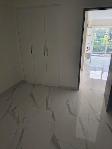 Bathroom in 3 BHK Apartment at M3M Soulitude, Sector 89 – for Rent