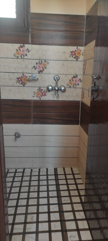 Bathroom in 2 BHK Builder Floor at Vip Road – for Sale