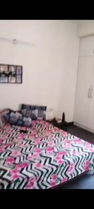 Bedroom in 2.5 BHK Apartment at Ajnara Homes, Sector 16b Greater Noida – for Rent