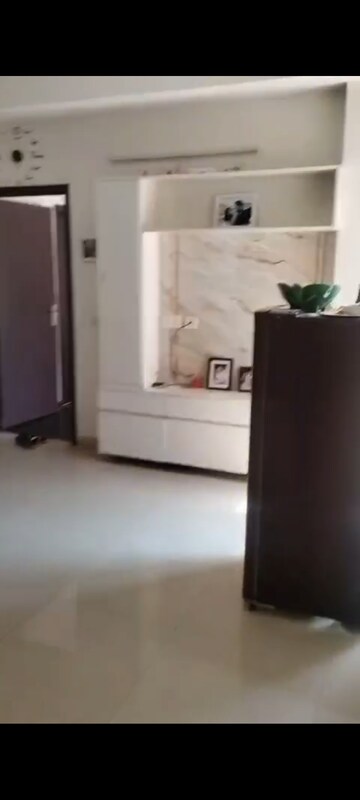 Kitchen in 2.5 BHK Apartment at Ajnara Homes, Sector 16b Greater Noida – for Rent