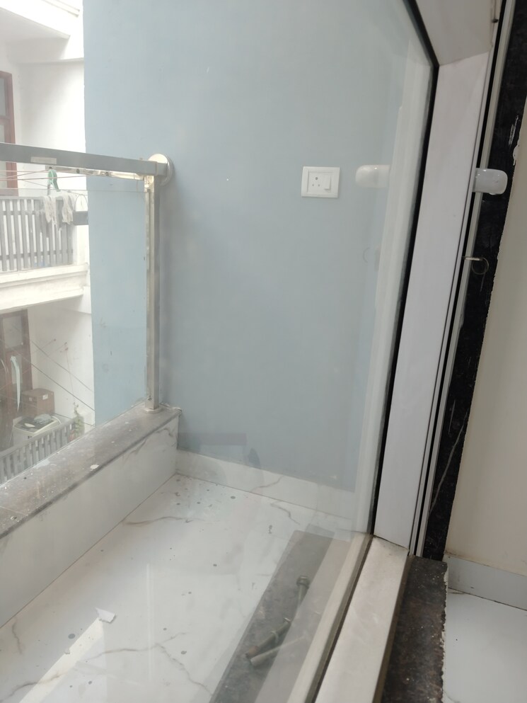 Balcony, panchsheel vihar 3 Bedroom 1250 Sq.Ft. Apartment In Panchsheel Vihar Delhi 9576108
