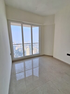 Room in 1 BHK Apartment at Chandak 34 Park Estate, Goregaon West – for Rent