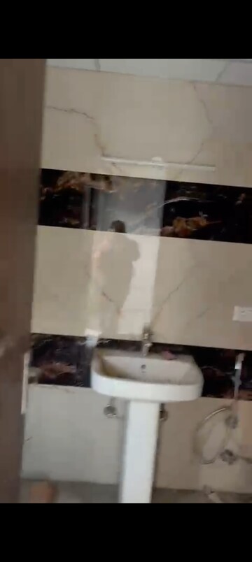 Team Area in 4 BHK Apartment at Uninav Utopia, Morti – for Rent