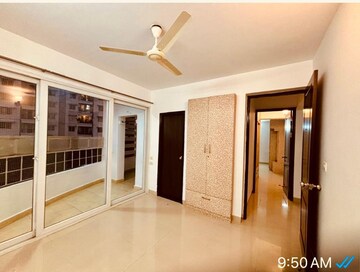Room in 3 BHK Apartment at Klassik Benchmark, Bannerghatta Road – for Rent