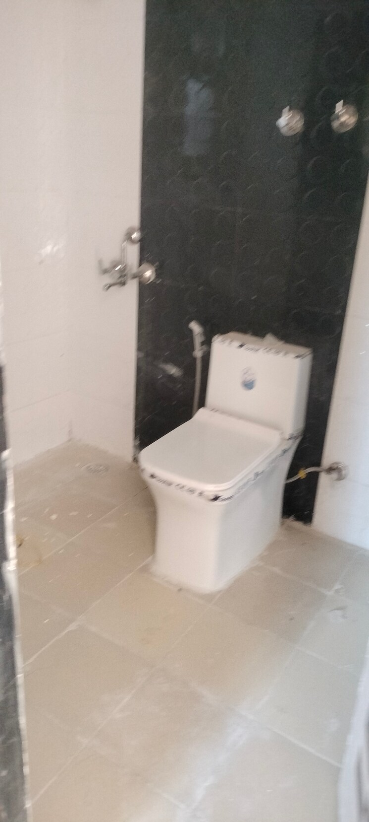 Bathroom, gardenia-gateway 2 Bedroom 1265 Sq.Ft. Apartment In Sector 75 Noida 9576130