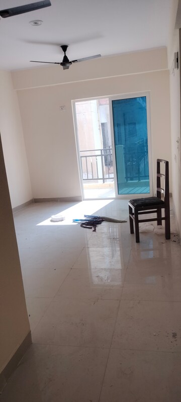 Room in 2 BHK Apartment at Gardenia Gateway, Sector 75 – for Rent