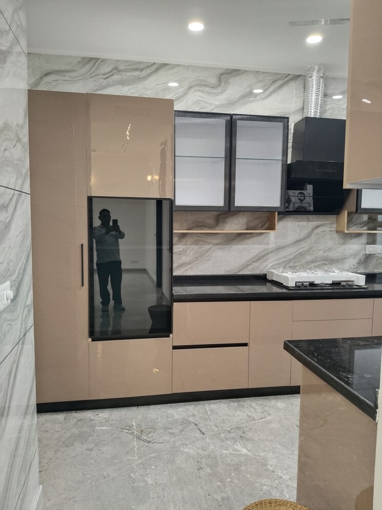 Kitchen, defence colony 3.5 Bedroom 3000 Sq.Ft. Apartment In Defence Colony Delhi 9576133