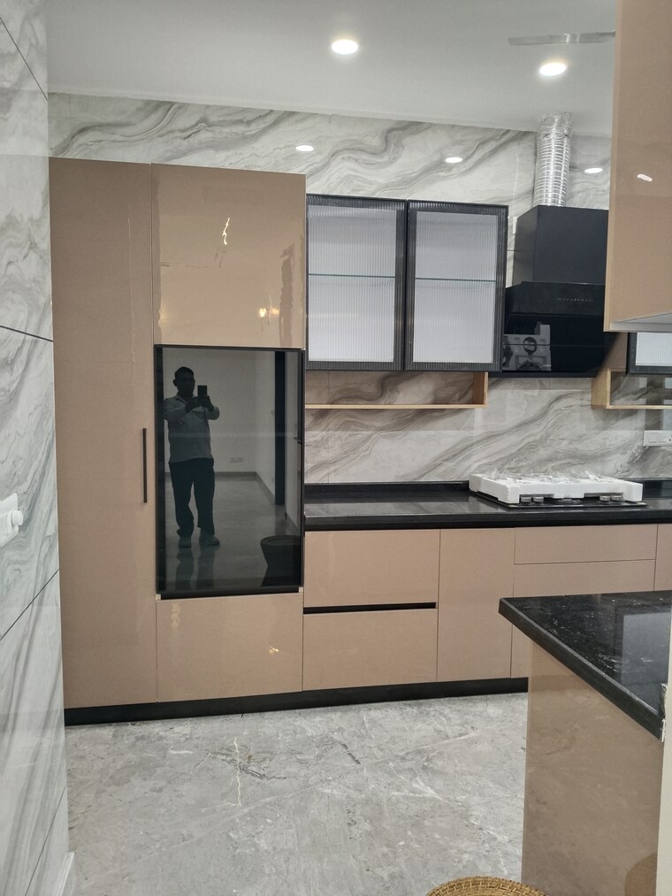 Kitchen, defence colony 3.5 Bedroom 3000 Sq.Ft. Apartment In Defence Colony Delhi 9576133