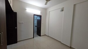Room in 2 BHK Apartment at Vignana Nagar – for Rent