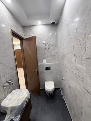 Bathroom in 3 BHK Builder Floor at Paschim Vihar – for Rent