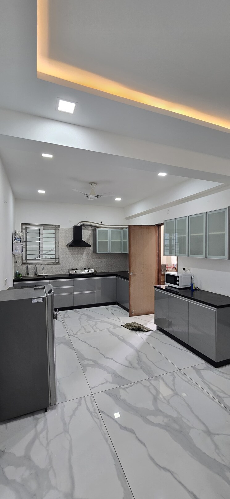 Kitchen, rajapushpa-green-dale 3.5 Bedroom 4232 Sq.Ft. Apartment In Tellapur Hyderabad 9576170