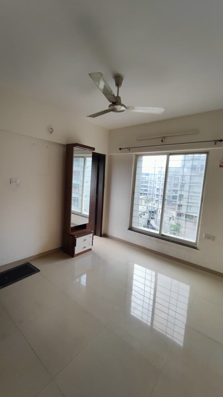 Room, mantra-29-gold-coast 3 Bedroom 1200 Sq.Ft. Apartment In Tingre Nagar Pune 9576179