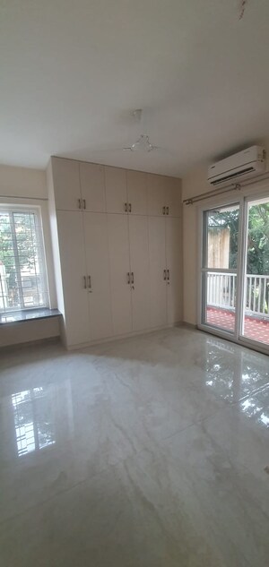 Room in 3 BHK Apartment at Frazer Town – for Rent
