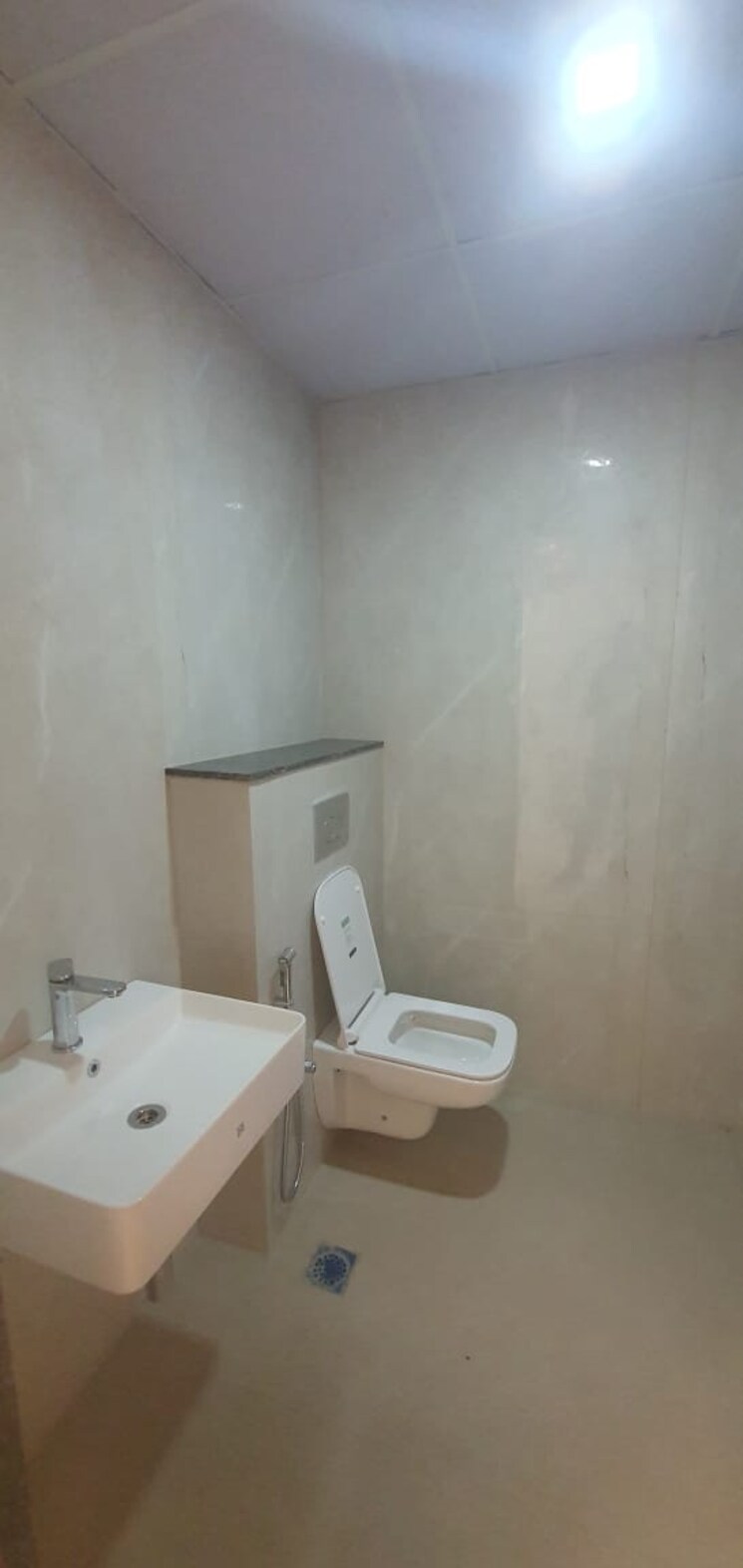 Bathroom, frazer town 3 Bedroom 1880 Sq.Ft. Apartment In Frazer Town Bangalore 9576187