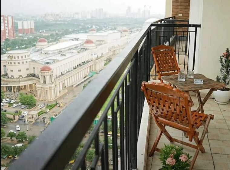 Balcony, gomti nagar 3 Bedroom 1200 Sq.Ft. Apartment In Gomti Nagar Lucknow 9576192