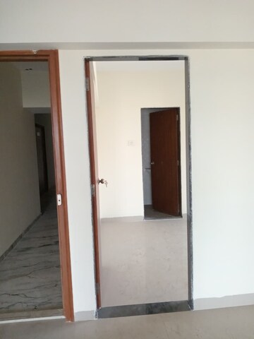 Room in 2 BHK Apartment at Tilak Nagar – for Rent