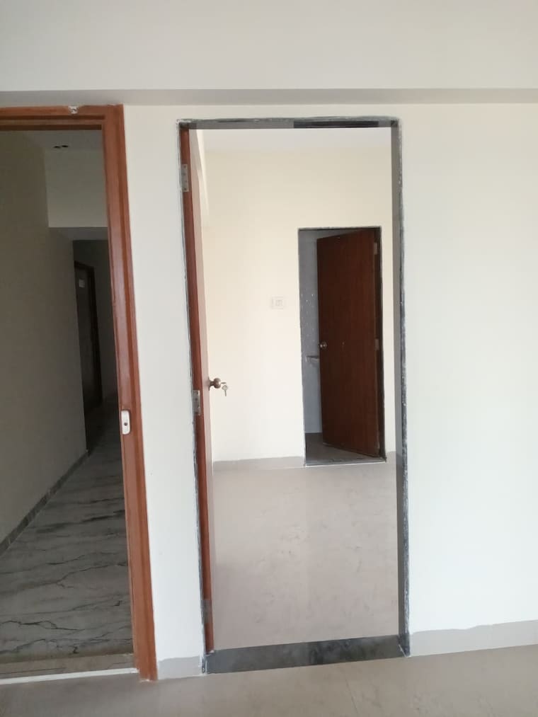 Room, tilak nagar 2 Bedroom 600 Sq.Ft. Apartment In Tilak Nagar Mumbai 9576199