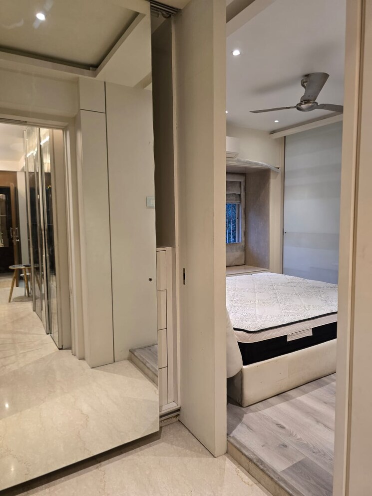 undefined, gods-gift-tower-bandra 2 Bedroom 800 Sq.Ft. Apartment In Bandra West Mumbai 9576244