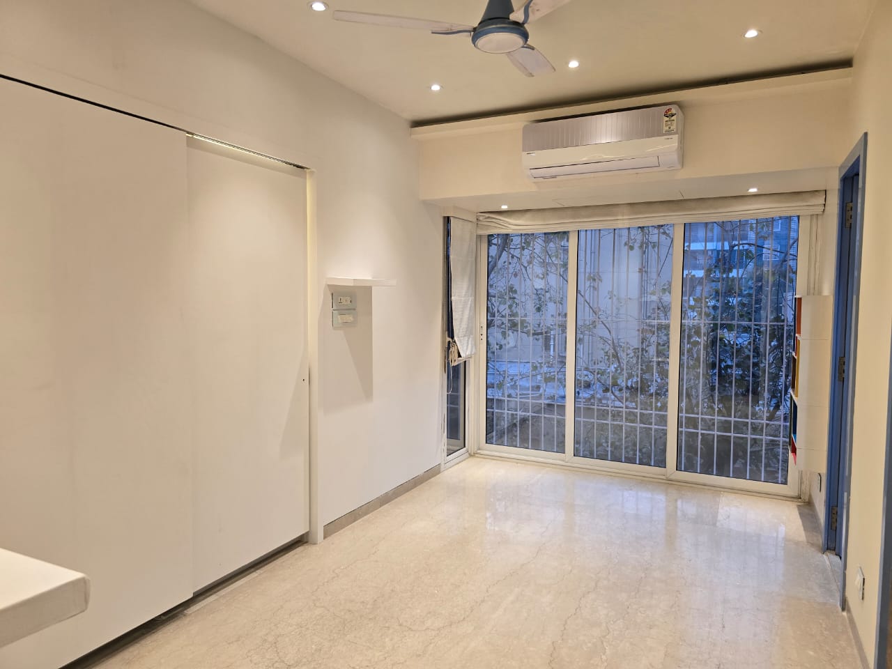 2 BHK Apartment For Rent in Gods Gift Tower Bandra