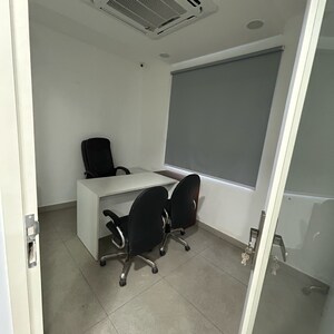Team Area in  Office Space at Masjid Moth – for Sale