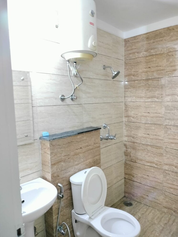 Bathroom, new-generation-maple-apartments 3 Bedroom 1816 Sq.Ft. Apartment In Dhakoli Zirakpur 9576253