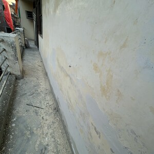 Parking in 3 BHK Builder Floor at Kotla Mubarakpur – for Rent