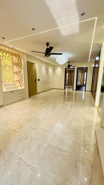 Room in 4 BHK Builder Floor at Ansal API Esencia, Sector 67 – for Sale