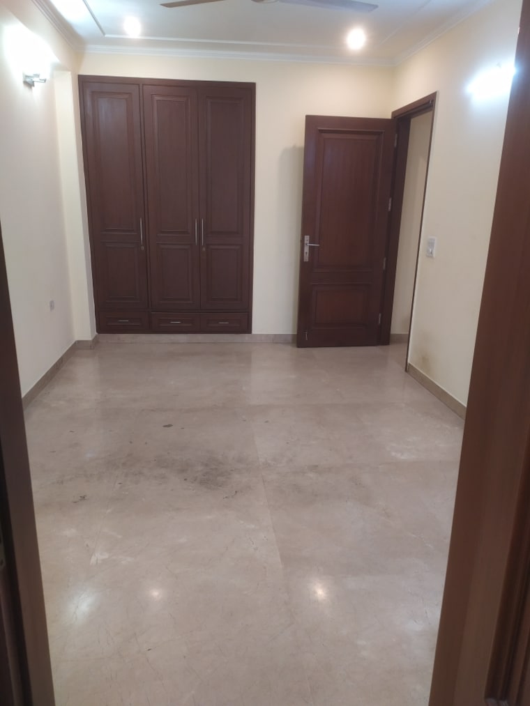 Master Bedroom, kalkaji 3 Bedroom 2000 Sq.Ft. Builder Floor In Kalkaji Delhi 9576310