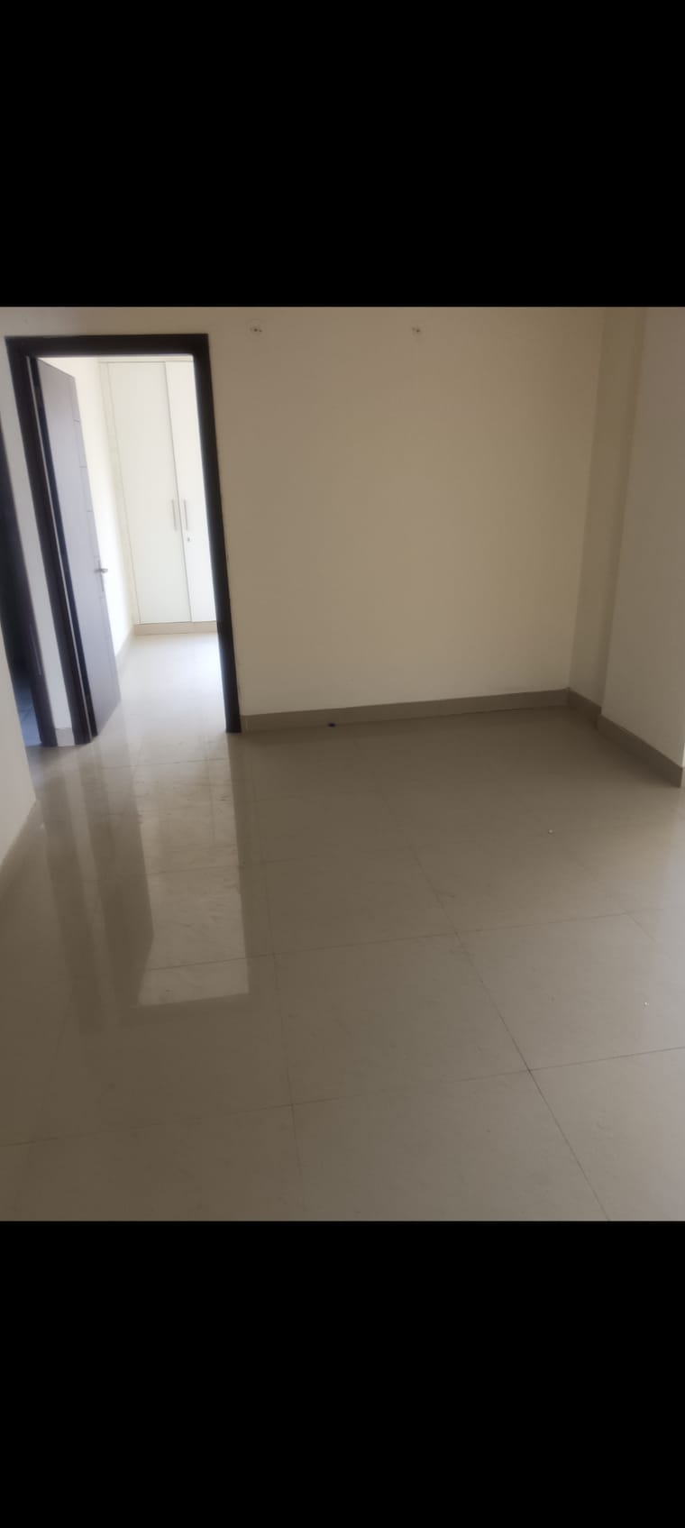 Room, forever-prabhat-heights 2 Bedroom 1800 Sq.Ft. Apartment In Dundahera Ghaziabad 9576320