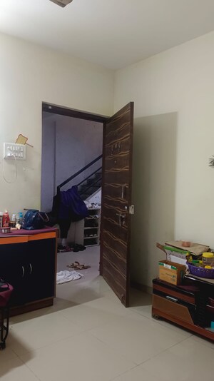 Furnished Amenities in 1 BHK Apartment at Om Sai Plaza, Ghodbunder Road – for Rent