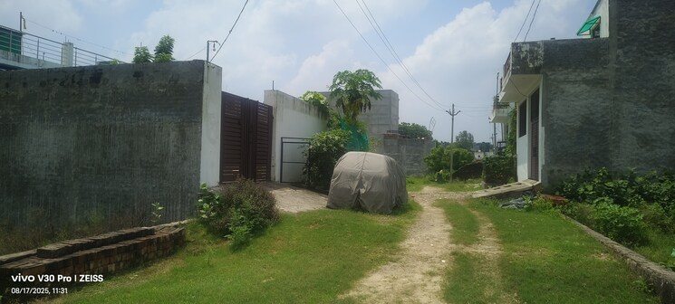Garden, indira nagar  1650 Sq.Ft. Plot In Indira Nagar Lucknow 9576340