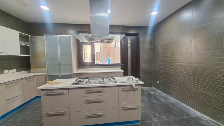 Kitchen, greater kailash ii 5 Bedroom 7000 Sq.Ft. Builder Floor In Greater Kailash ii Delhi 9576338