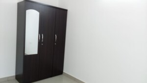 Room in 2 BHK Apartment at Mahendra Aarya, Electronic City – for Rent