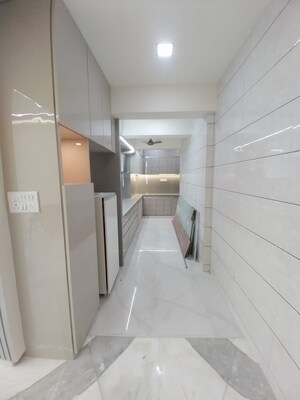 Master Bedroom in 3 BHK Apartment at Shree Siddhivinayak Towers, Kandivali West – for Rent