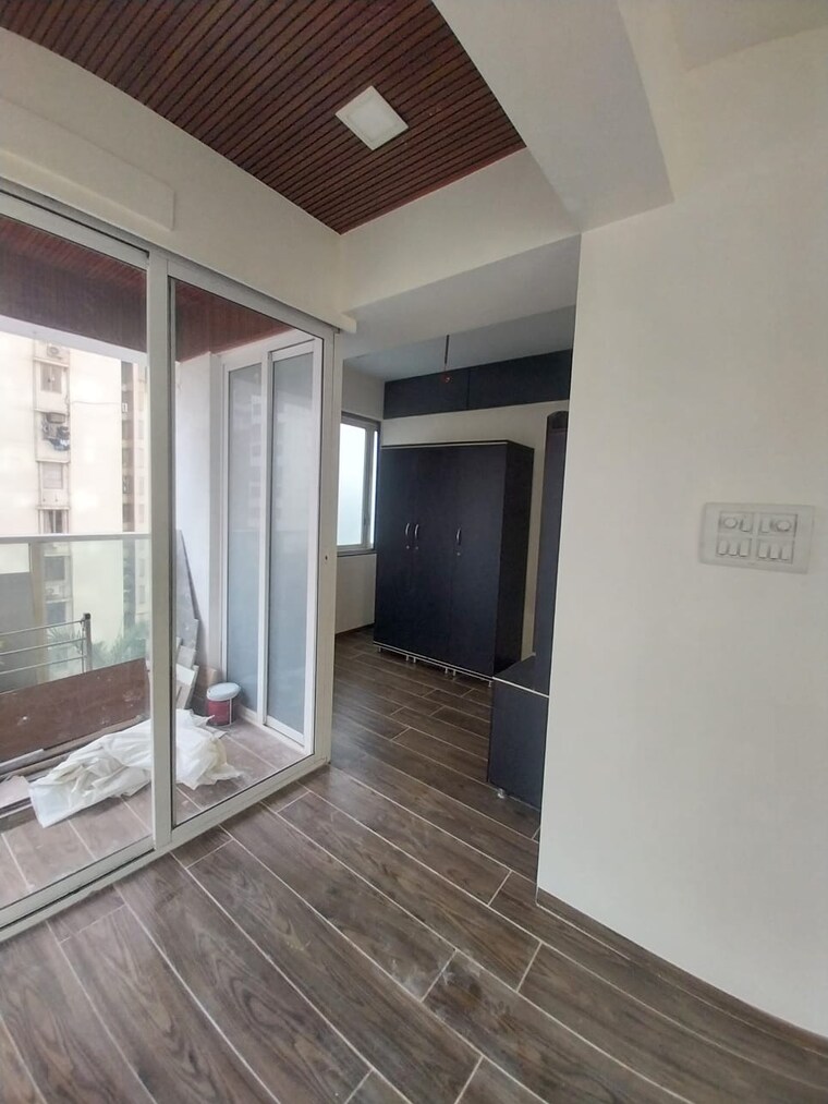 Room, shree-siddhivinayak-towers 3 Bedroom 1800 Sq.Ft. Apartment In Kandivali West Mumbai 9576383