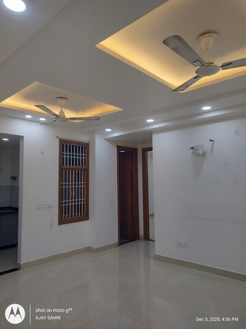 Furnished Amenities in 2 BHK Builder Floor at Mehrauli – for Rent