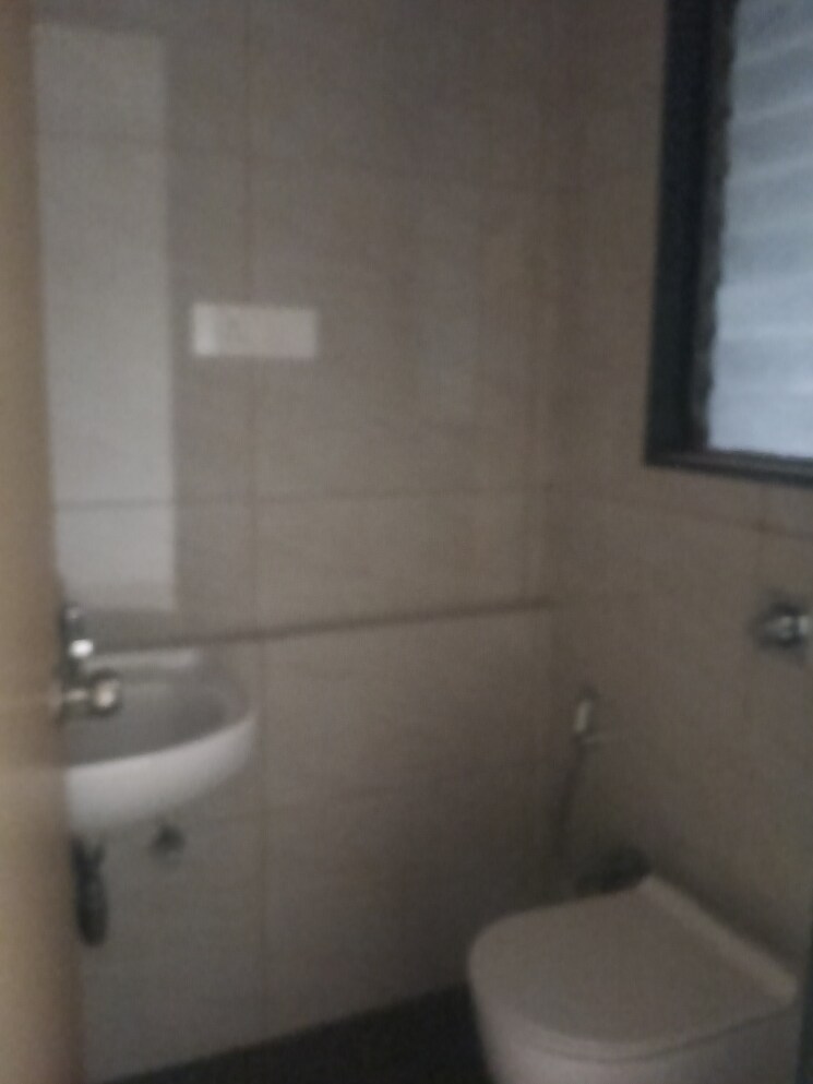 Bathroom, chandak-stella 2 Bedroom 520 Sq.Ft. Apartment In Goregaon West Mumbai 9576412