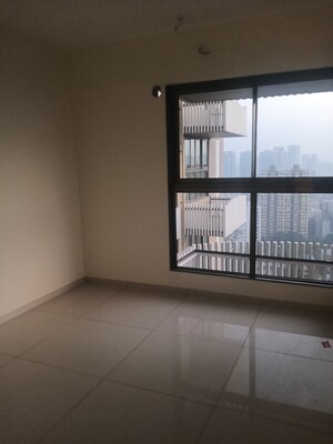 Room in 2 BHK Apartment at Chandak Stella, Goregaon West – for Rent