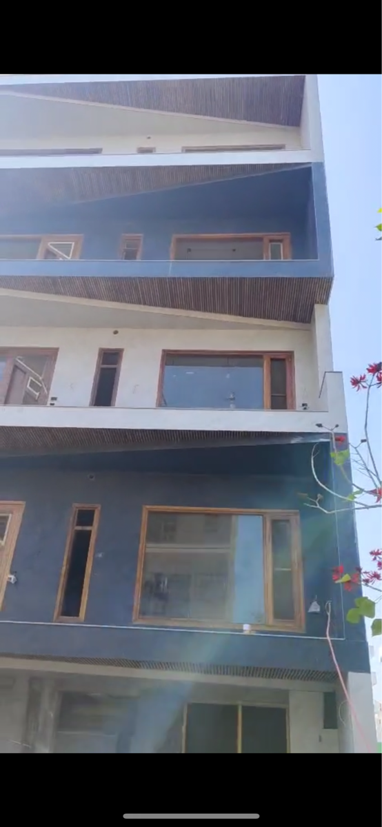 4 BHK Builder Floor For Sale in Eldeco Estate One 