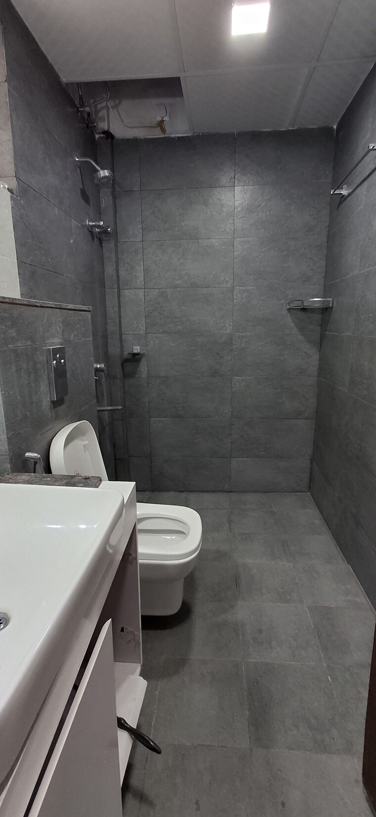 Bathroom, radhey-sancia 4 Bedroom 3333 Sq.Ft. Villa In Tellapur Hyderabad 9576450