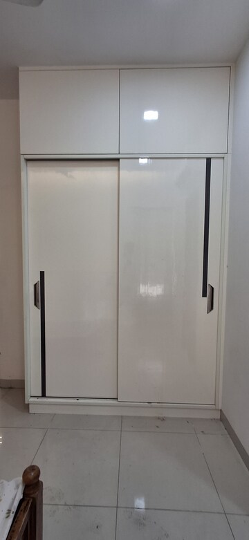 Furnished Amenities in 4 BHK Villa at Radhey Sancia, Tellapur – for Rent