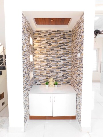 Bathroom in 5 BHK Villa at Poulomi Indus Crest, Tellapur – for Sale