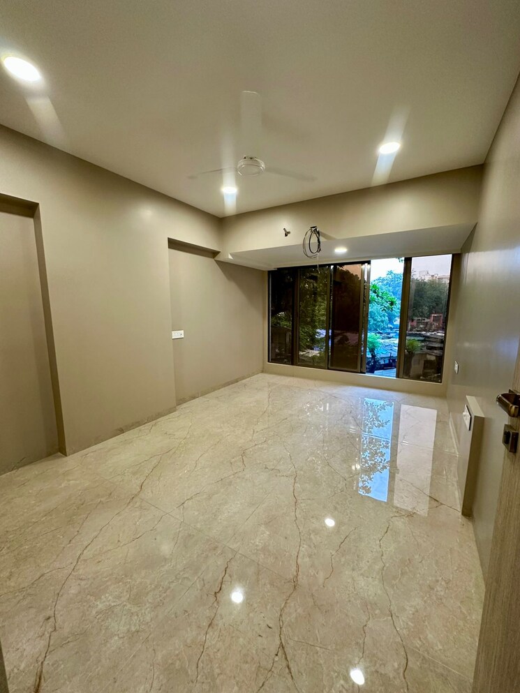 Room, kulshree-heights 4 Bedroom 1500 Sq.Ft. Apartment In Andheri East Mumbai 9576481