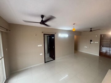 Room in 2 BHK Apartment at Sohan Fortune, Varthur – for Rent