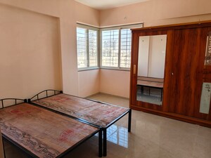 Room in 2 BHK Apartment at Balewadi – for Rent
