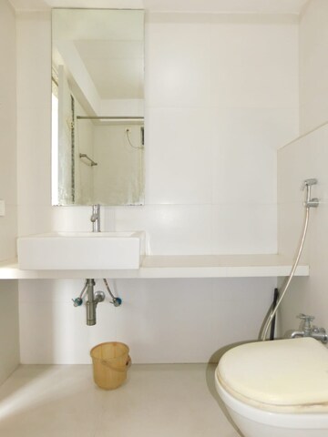 Bathroom in 3 BHK Apartment at Group Seven Rushi Heights, Goregaon East – for Rent