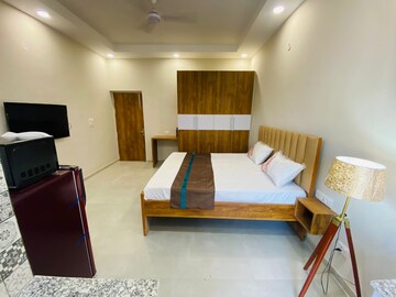 Living Room in Studio Builder Floor at Sector 38 – for Rent