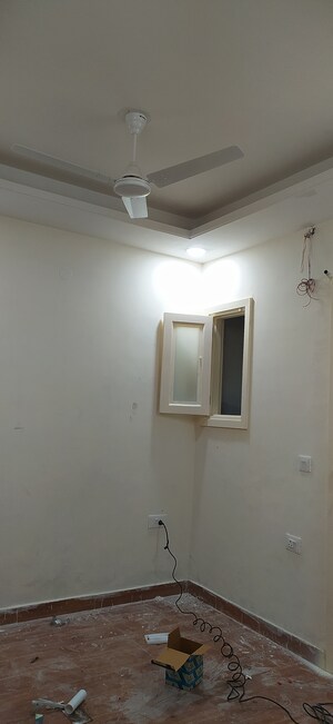 Room in 3 BHK Builder Floor at Shivalik Colony – for Sale