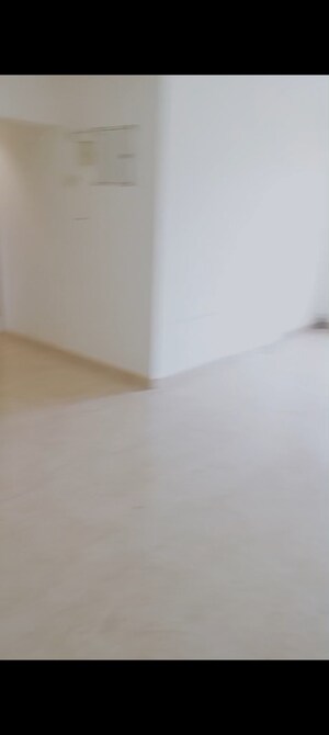 Room in 2 BHK Apartment at Shivam Mamta, Andheri West – for Rent